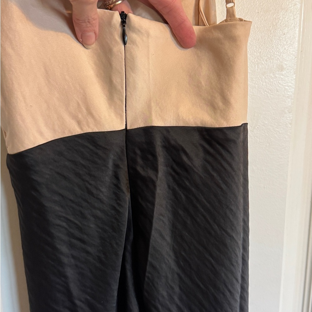 House of Harlow 1960 Elegant Black and Cream Dress - Size Large - Picture 3 of 9